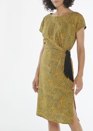 Picture of "ariadne" midi dress in yellow animal