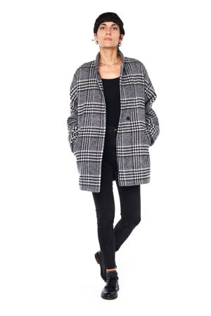 Picture of the "cocoon" coat in checkered black white