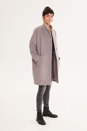 Picture of oversized raglan coat in greige