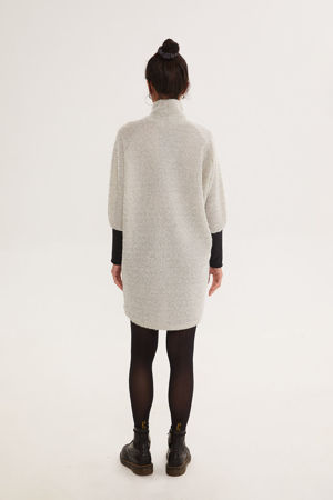 Picture of snowhite knit dress