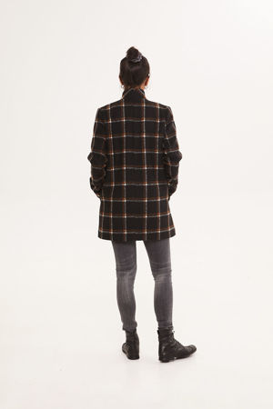 Picture of "curves" coat checkered