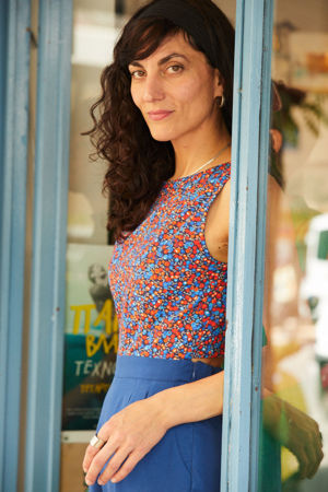 Picture of Low back jumpsuit in red-blue