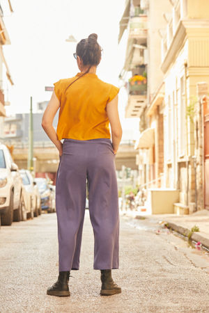 Picture of pleated pocket pants in purple