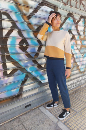 Picture of high waist basic pants in teal