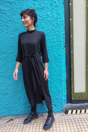 Picture of Minimal wrap midi dress in black