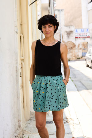 Picture of high waist  sκorts in "strokes"