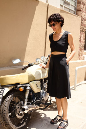 Picture of front pleat midi dress black