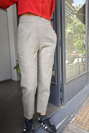 Picture of basic pants in light grey