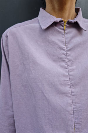 Picture of zip shirt in greyish lilac