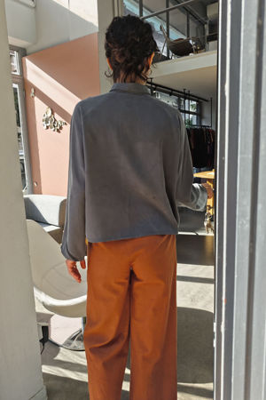 Picture of zip shirt in grey