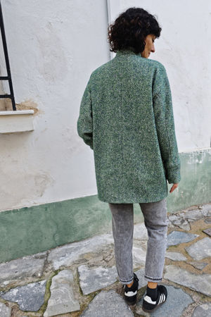 Picture of the "cocoon" coat in green herringbone
