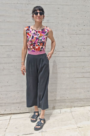 Picture of Low back jumpsuit in pink floral