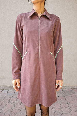 Picture of lab dress contrast burgundy